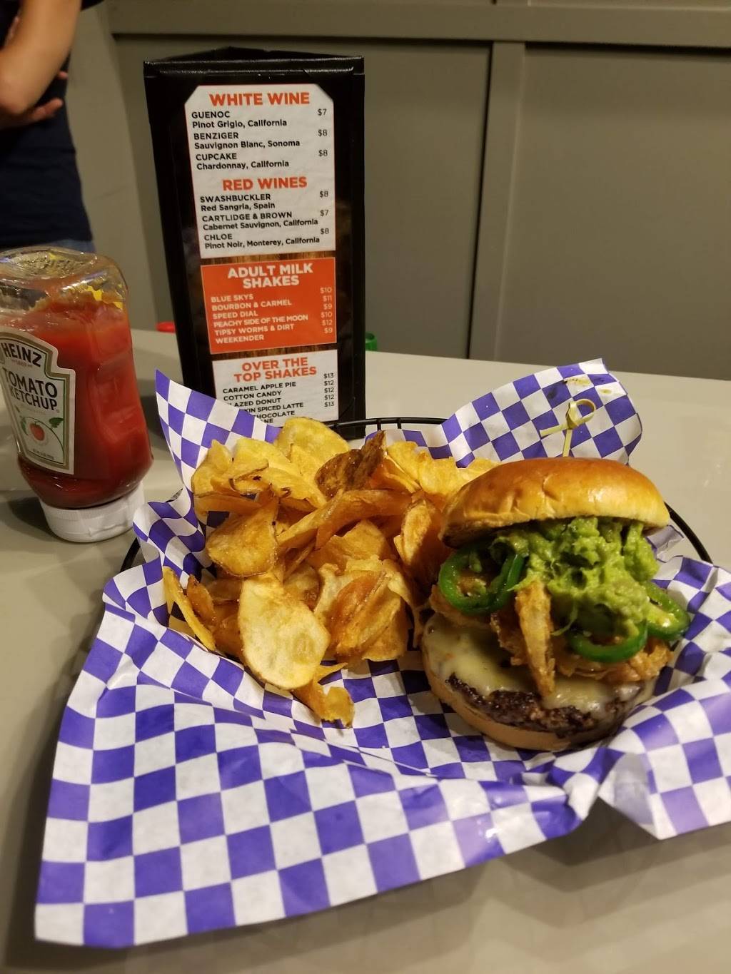 Peach Pit Bar + Grill | restaurant | 23111 Fashion Dr Suite 105, Estero, FL 33928, USA | 2399496471 OR +1 239-949-6471