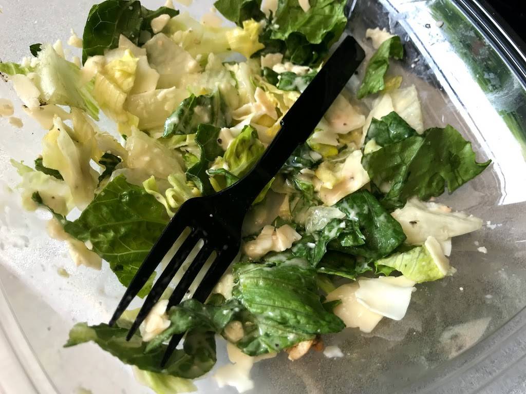 Wendys | restaurant | 7407 Strawberry Plains Pike, Knoxville, TN 37924, USA | 8659336914 OR +1 865-933-6914