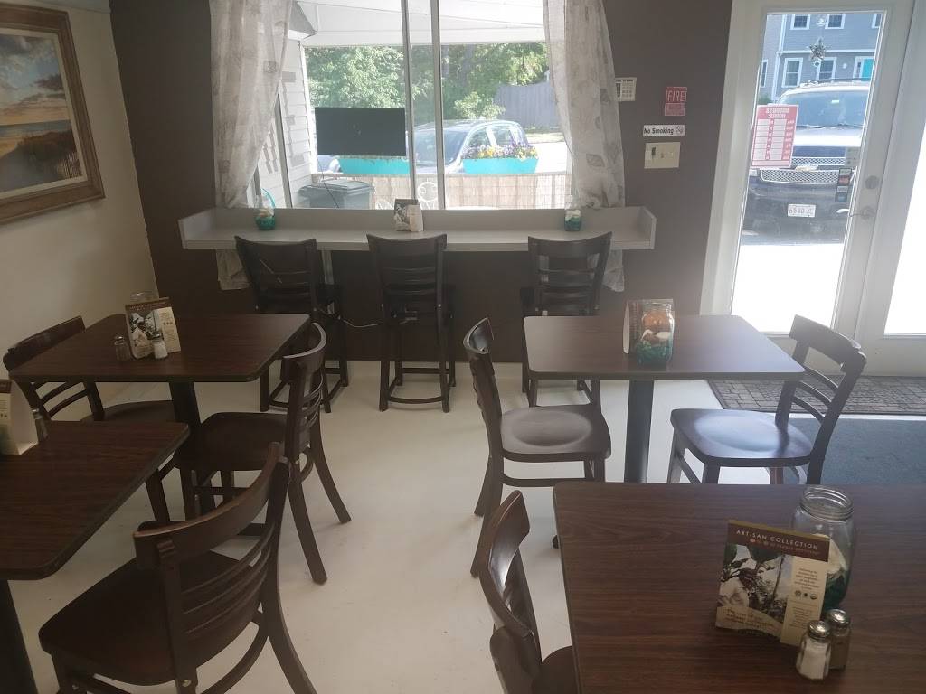 The Inlet Café | cafe | 121 Eastern Ave, Essex, MA 01929, USA | 9788907136 OR +1 978-890-7136