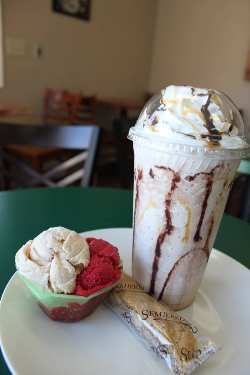 Cornerstone Coffee Brewing Co. | cafe | 20991 Redwood Rd, Castro Valley, CA 94546, USA | 5107332627 OR +1 510-733-2627