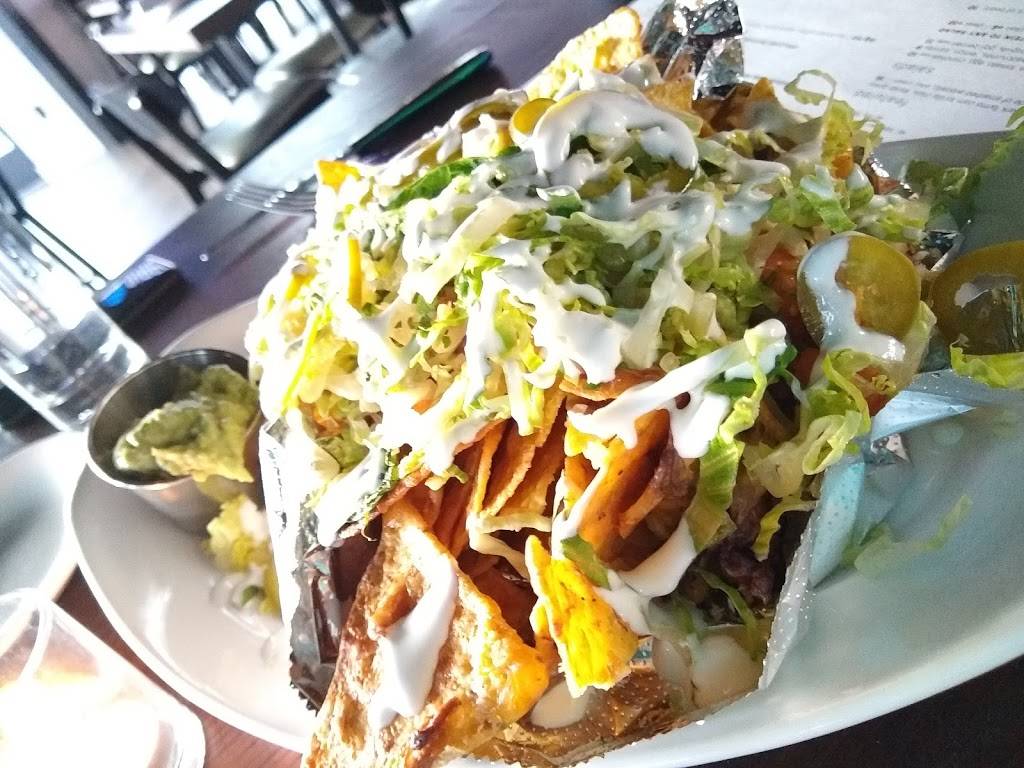 SeeSaw Kitchen + Bar | restaurant | 906 N High St, Columbus, OH 43201, USA | 6145020020 OR +1 614-502-0020