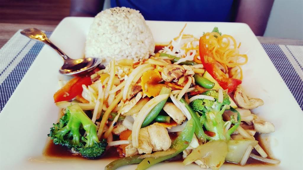 Ocha Thai & Asian Fusion | restaurant | 5333 TX-121 #119, The Colony, TX 75056, USA | 4698884168 OR +1 469-888-4168