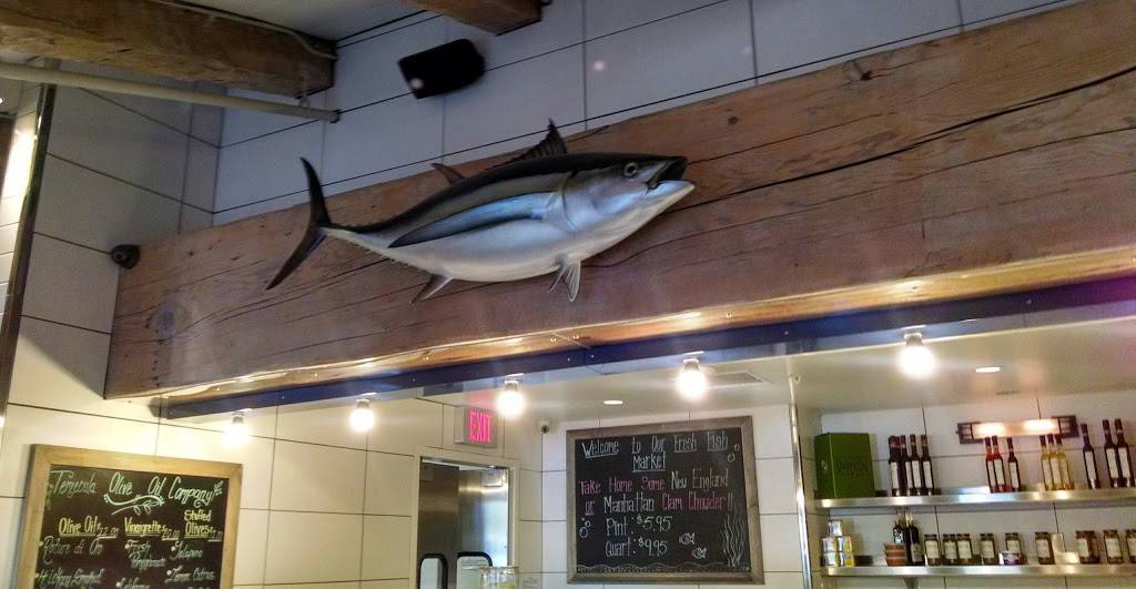 Bluewater Grill | restaurant | 26700 Ynez Ct, Temecula, CA 92591, USA | 9515062899 OR +1 951-506-2899