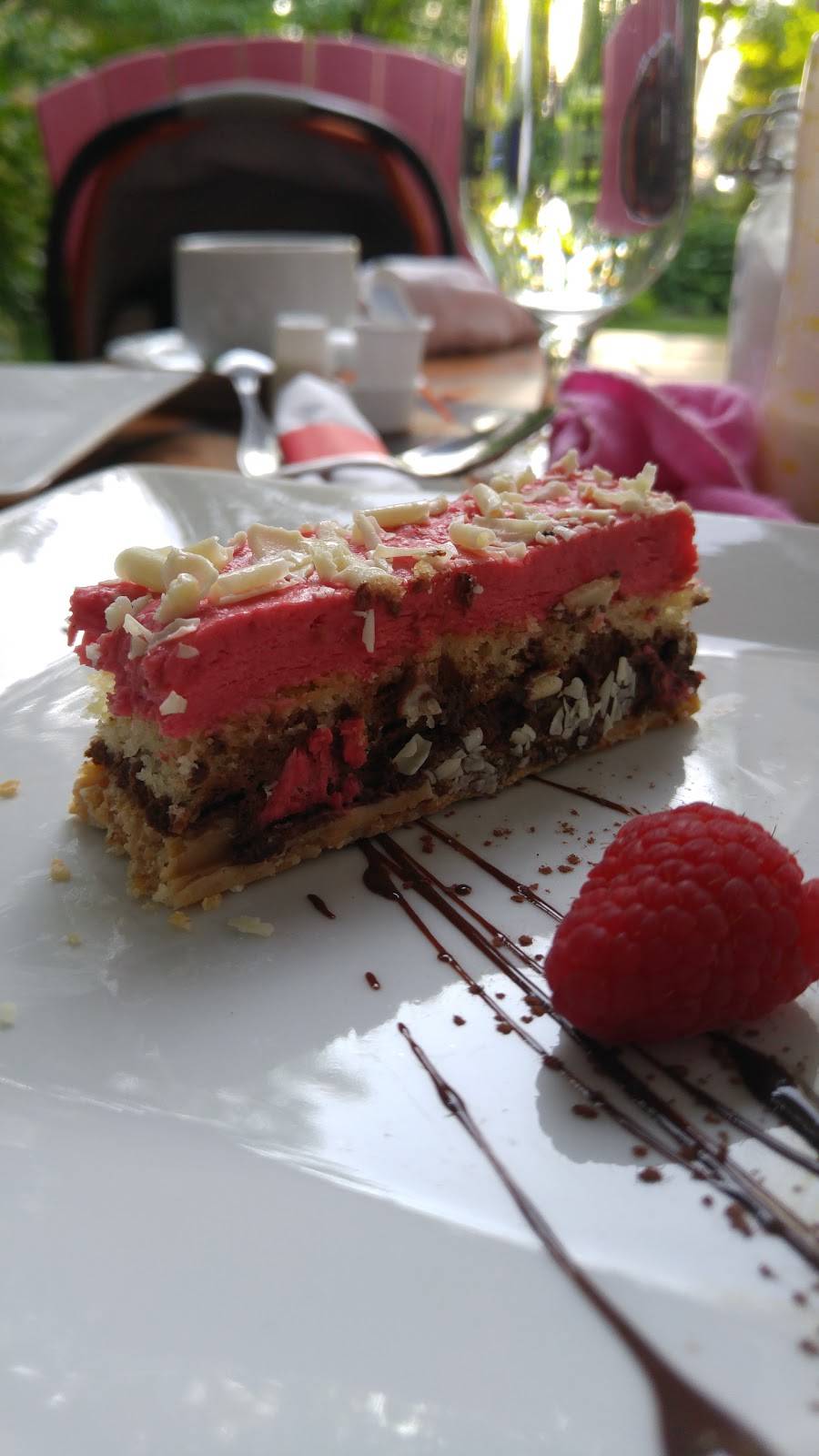 Bleu Citron | restaurant | 2713 Avenue Royale, Saint-Charles-de-Bellechasse, QC G0R 2T0, Canada | 4188871222 OR +1 418-887-1222