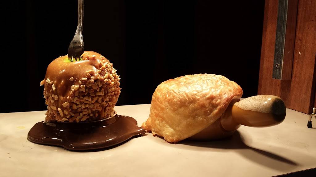 Wild Carrot LLC | restaurant | 215 E Bremer Ave, Waverly, IA 50677, USA | 3193522215 OR +1 319-352-2215