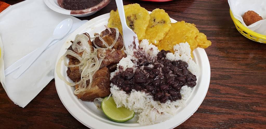 Maggies Place Latin Cafe | restaurant | 132 SE Hernando Ave, Lake City, FL 32025, USA | 3864875194 OR +1 386-487-5194