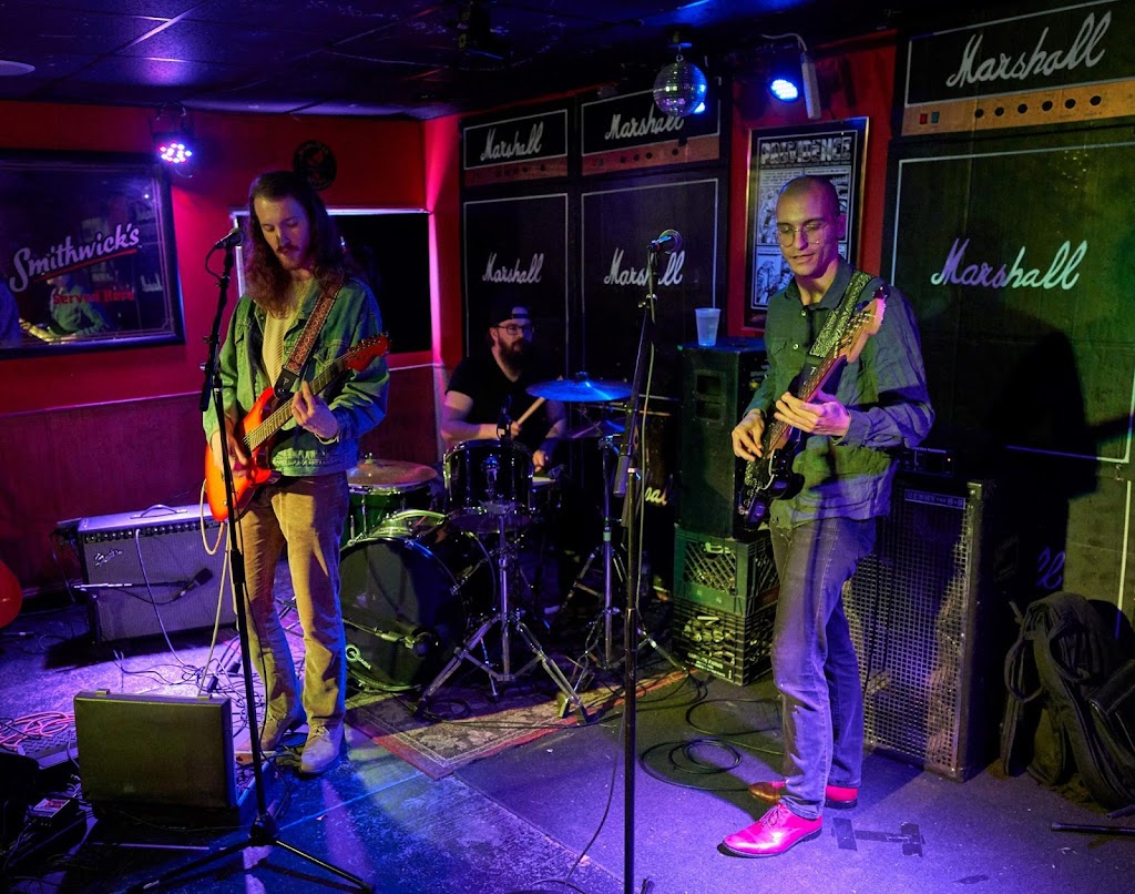 The Parlour Providence | restaurant | 1119 N Main St, Providence, RI 02904, USA | 4013835858 OR +1 401-383-5858