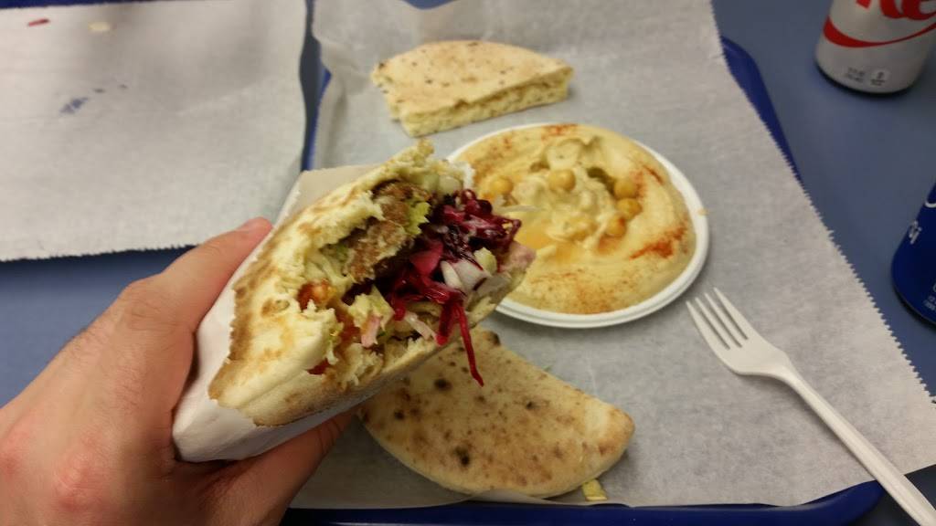 Pita Hut Grille | restaurant | 4965 N High St, Columbus, OH 43214, USA | 6144330996 OR +1 614-433-0996