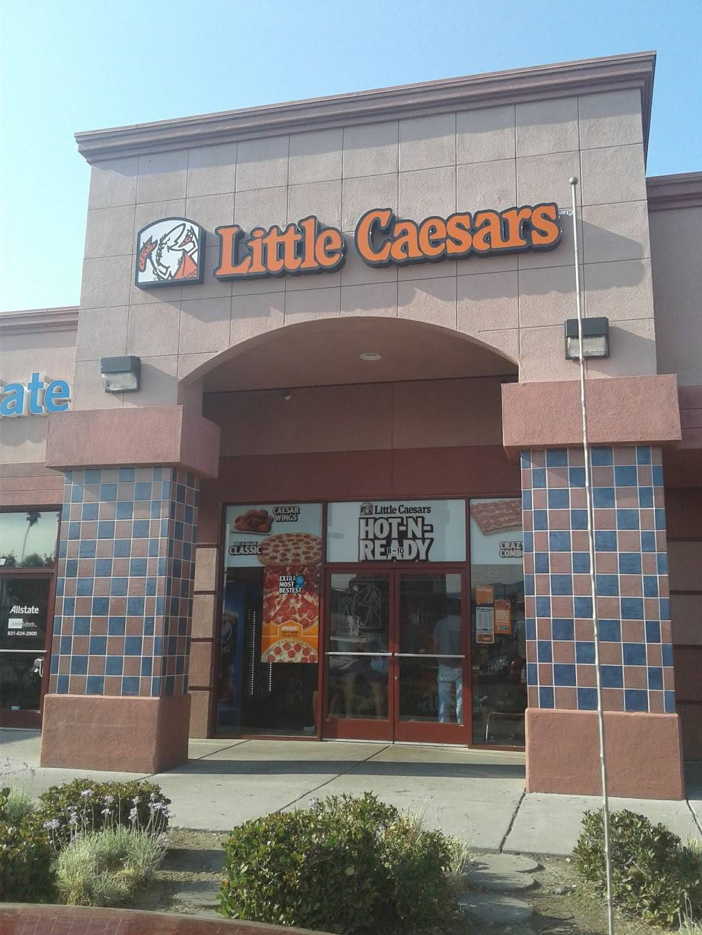 Little Caesars Pizza | meal takeaway | 401 McCray St, Hollister, CA 95023, USA | 8316341777 OR +1 831-634-1777