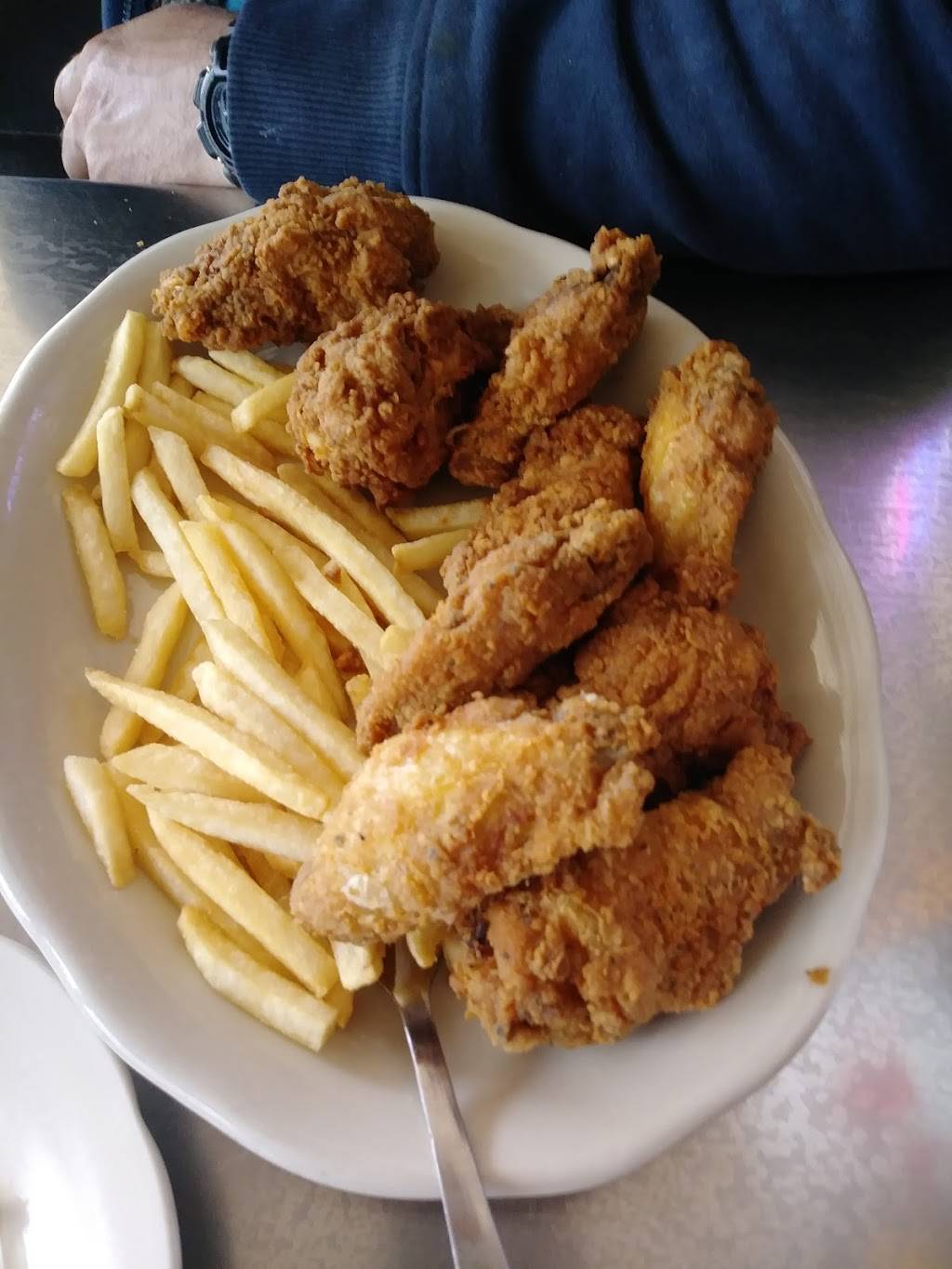 Brown Lantern | restaurant | 417 E Howard St, Live Oak, FL 32064, USA | 3863621133 OR +1 386-362-1133