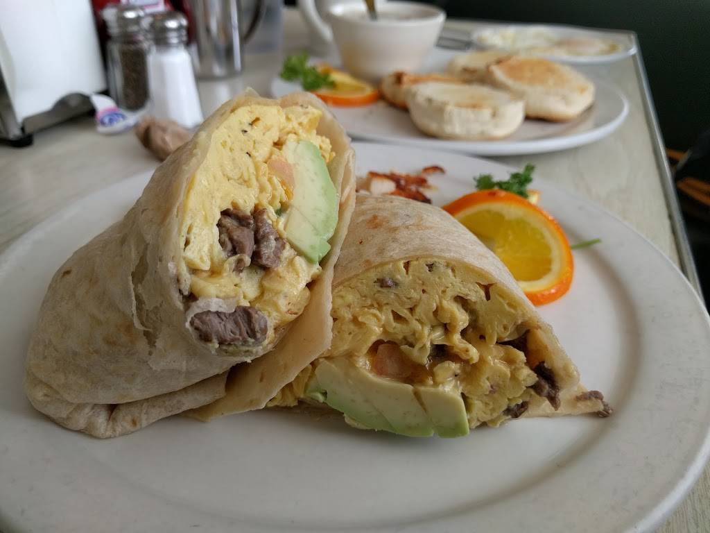 Snug Harbor | restaurant | 2323 Wilshire Blvd, Santa Monica, CA 90403, USA | 3108282991 OR +1 310-828-2991