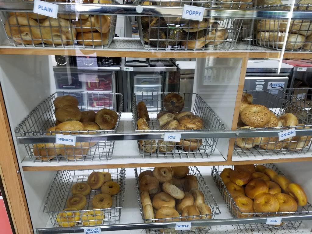 Redhouse Bagels | bakery | 1542 Bristol Pike A, Bensalem, PA 19020, USA | 2152440776 OR +1 215-244-0776