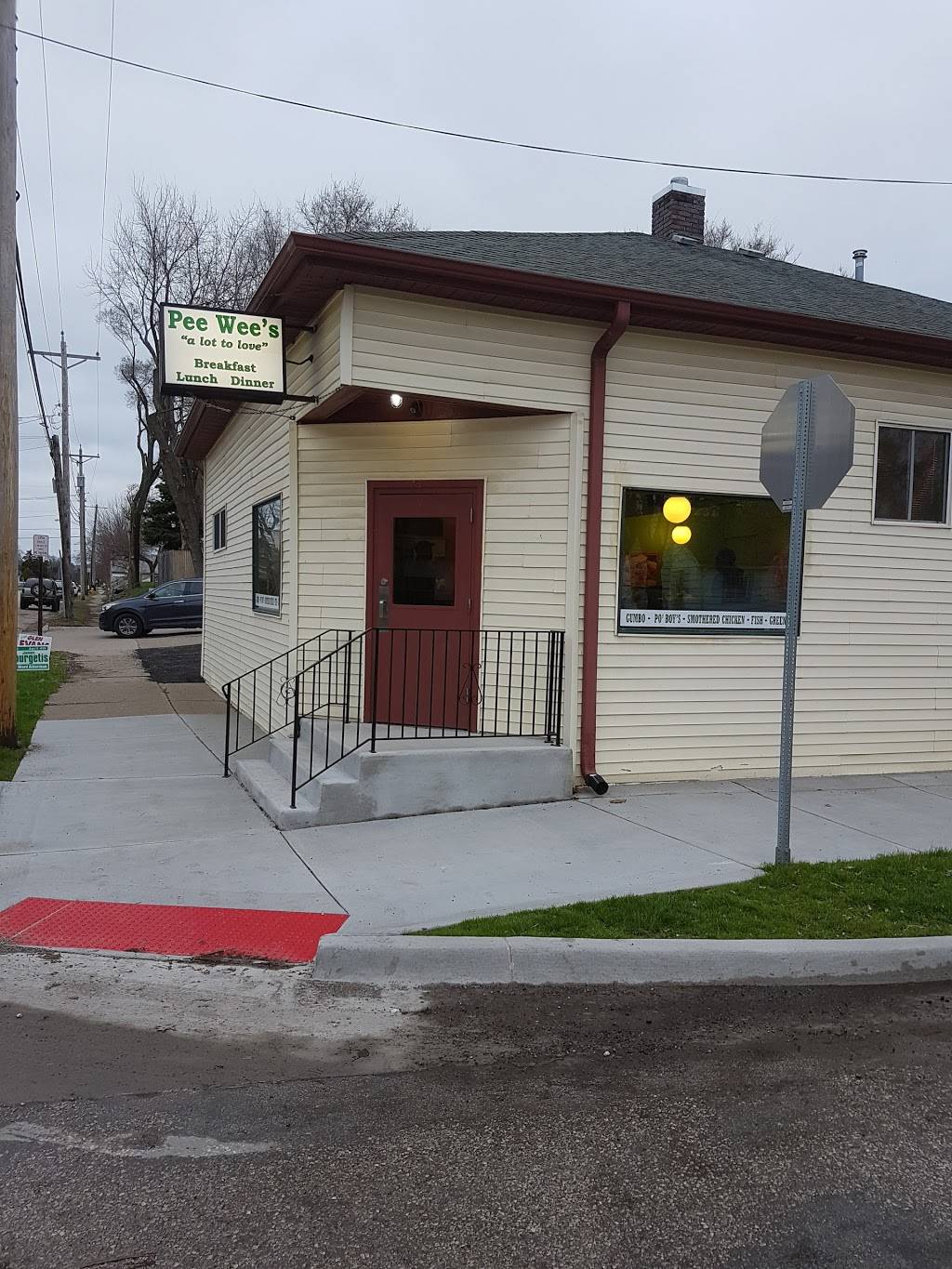 Pee Wees restaurant. | restaurant | 2035 Martin Luther King Dr, Rock Island, IL 61201, USA | 3092837930 OR +1 309-283-7930