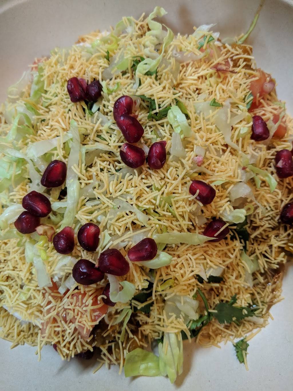 Padminis Curry Grill | restaurant | 5100 Buckeystown Pike STE 166, Frederick, MD 21704, USA | 3017324921 OR +1 301-732-4921