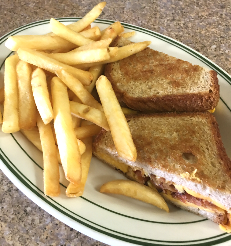 The Restaurant | restaurant | 8605 Rockaway Beach Blvd, Rockaway Park, NY 11694, USA | 7186345809 OR +1 718-634-5809