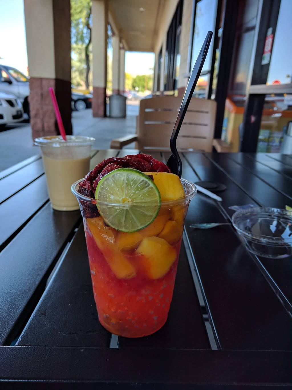 Water & Ice | meal takeaway | 3911 E Thomas Rd # 4, Phoenix, AZ 85018, USA | 6022751231 OR +1 602-275-1231