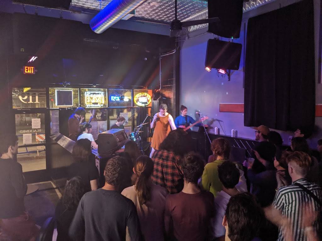 NOLAs Rock Bar | restaurant | 119 W Main St, Urbana, IL 61801, USA | 2175311452 OR +1 217-531-1452