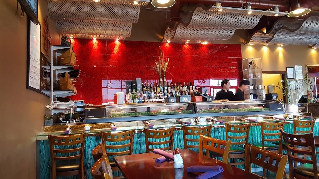 Yum Asian Fusion Cuisine and Sushi | restaurant | 18220 E 104th Ave, Commerce City, CO 80022, USA | 3038530680 OR +1 303-853-0680