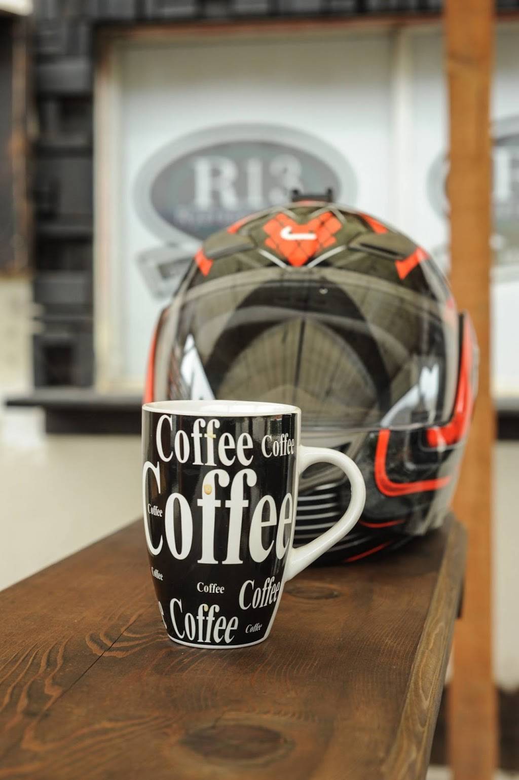 R13 Dely Market & More | restaurant | Calle 13 128, Zona Centro, 22800 Ensenada, B.C., Mexico | 016461741849 OR +52 646 174 1849