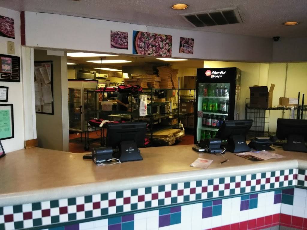 Pizza Hut | restaurant | 8932 E 38th St, Indianapolis, IN 46226, USA | 3178989988 OR +1 317-898-9988