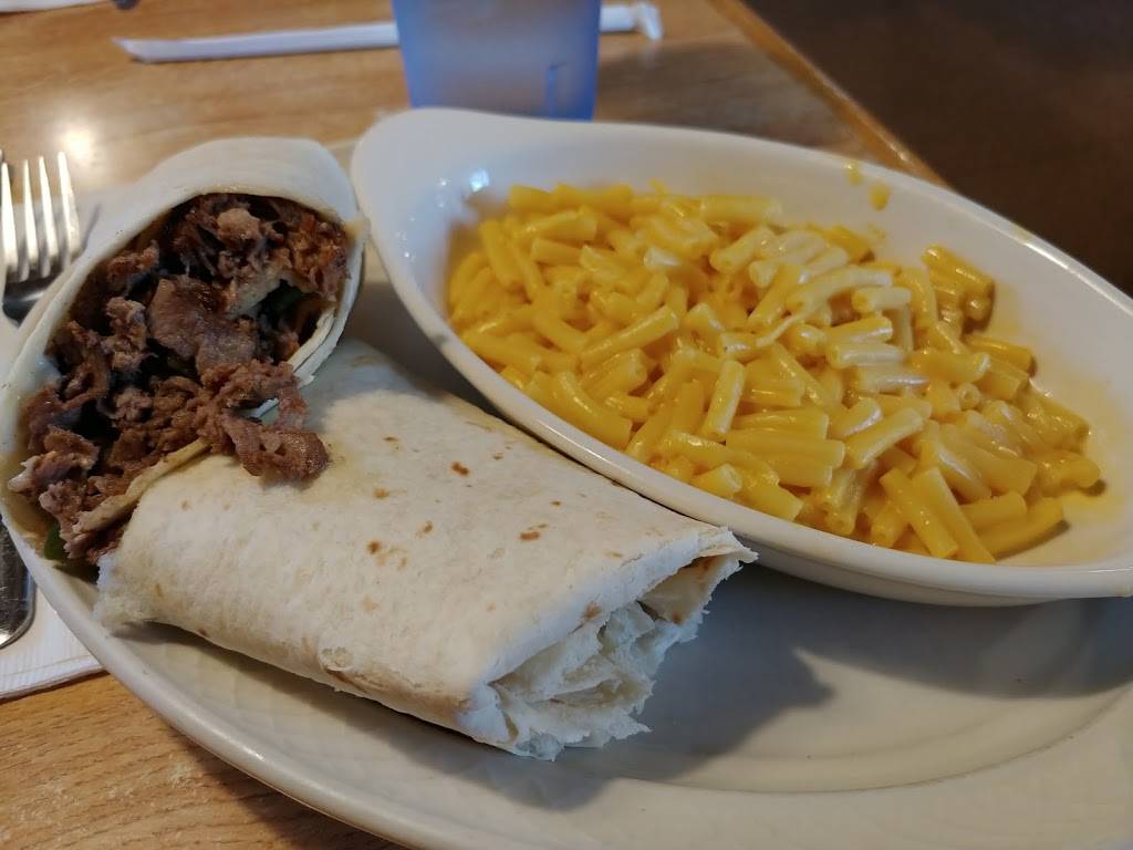 Hillcrest Family Restaurant | restaurant | 1004 Shamrock Ln, Albany, MN 56307, USA | 3208452168 OR +1 320-845-2168