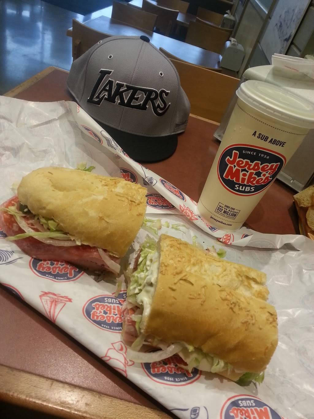 Jersey Mikes Subs | meal takeaway | 2318 W Wabash Ave, Springfield, IL 62704, USA | 2177876453 OR +1 217-787-6453