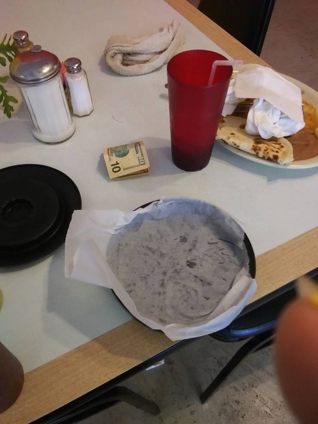 Noemis Restaurant | restaurant | 2314 Steves Ave, San Antonio, TX 78210, USA | 2105989026 OR +1 210-598-9026