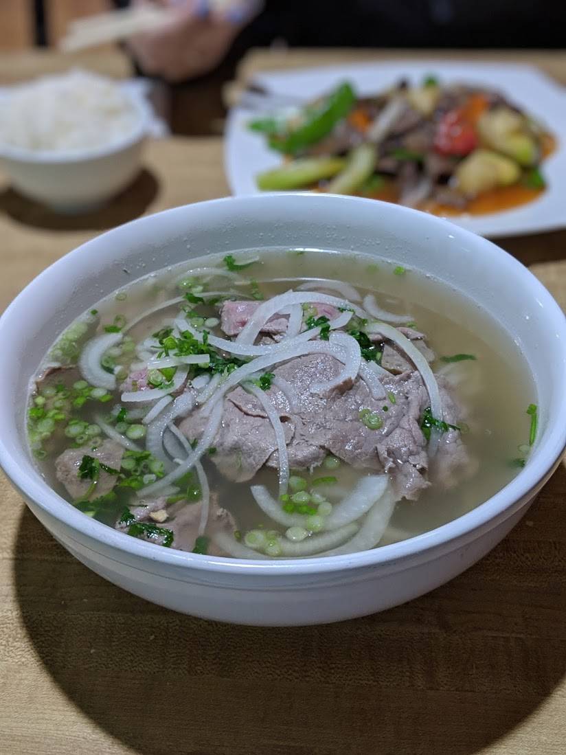 PHO CALI II | restaurant | 1915 Pine Ave, Niagara Falls, NY 14301, USA | 7162997117 OR +1 716-299-7117