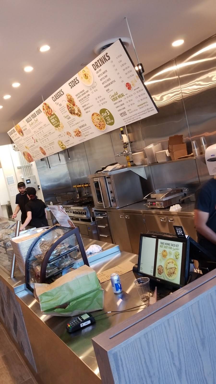 Mucho Burrito Fresh Mexican Grill | restaurant | 6081 Hazeldean Rd Unit# 6, Stittsville, ON K2S 1B9, Canada | 3435451859 OR +1 343-545-1859