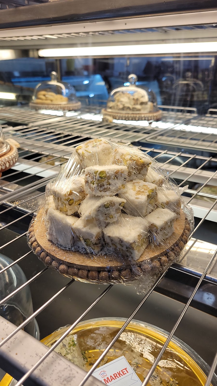 NAOOSH SWEETS & MARKET اسواق و حلويات نعوش | restaurant | 12450 N 35th Ave #95, Phoenix, AZ 85029, USA | 6028431133 OR +1 602-843-1133