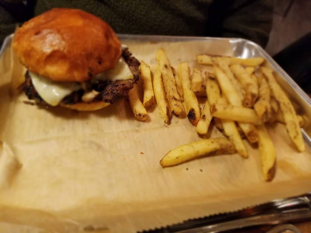 Oh Brothers | restaurant | 9521 Water St, Montague, MI 49437, USA | 2318940222 OR +1 231-894-0222