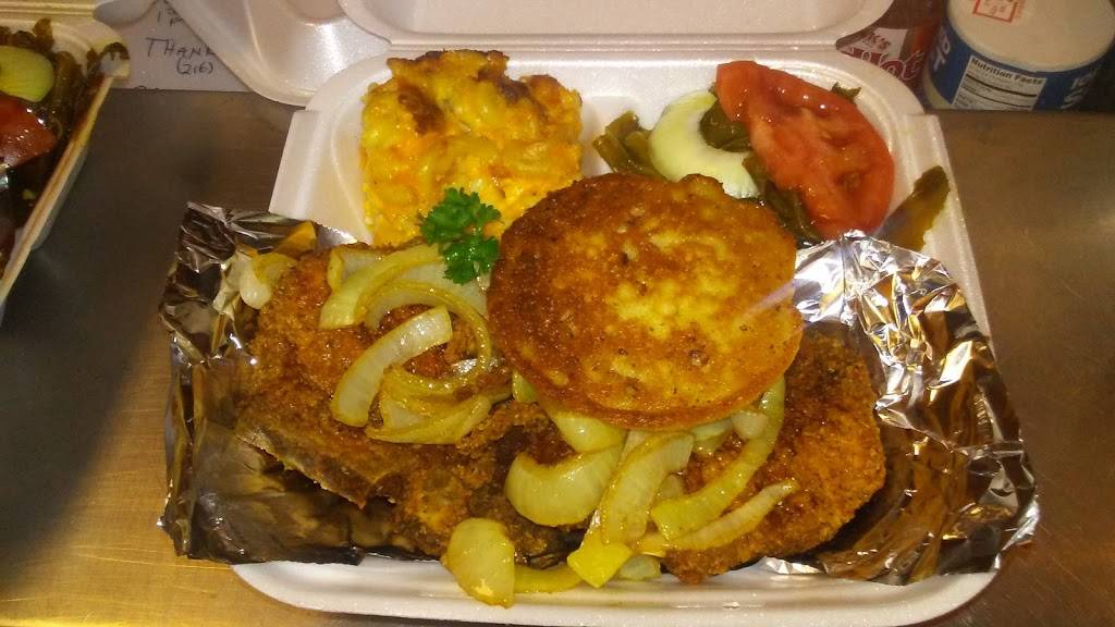 C Js Carryout | restaurant | 1433 Warrensville Center Rd, Cleveland, OH 44121, USA | 2163818792 OR +1 216-381-8792