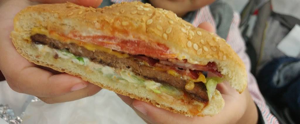 Kennedy Fried Chicken | restaurant | 179-51 Hillside Avenue, Jamaica, NY 11432, USA | 7182064075 OR +1 718-206-4075