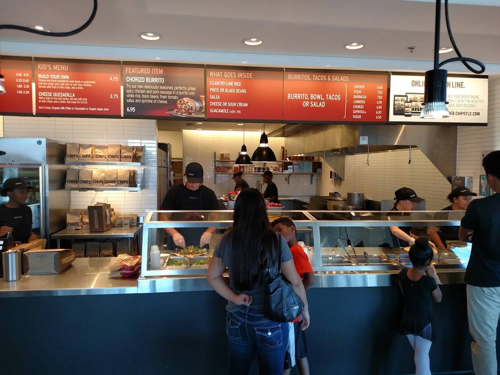 Chipotle Mexican Grill | restaurant | 327 E W Mitchell Hammock Rd #1021, Oviedo, FL 32765, USA | 4073657274 OR +1 407-365-7274