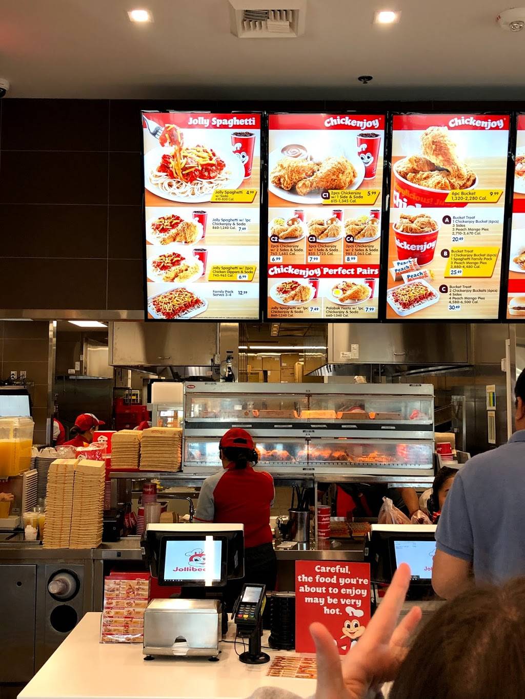 Jollibee | restaurant | 2800 E Germann Rd, Chandler, AZ 85286, USA | 4805610340 OR +1 480-561-0340