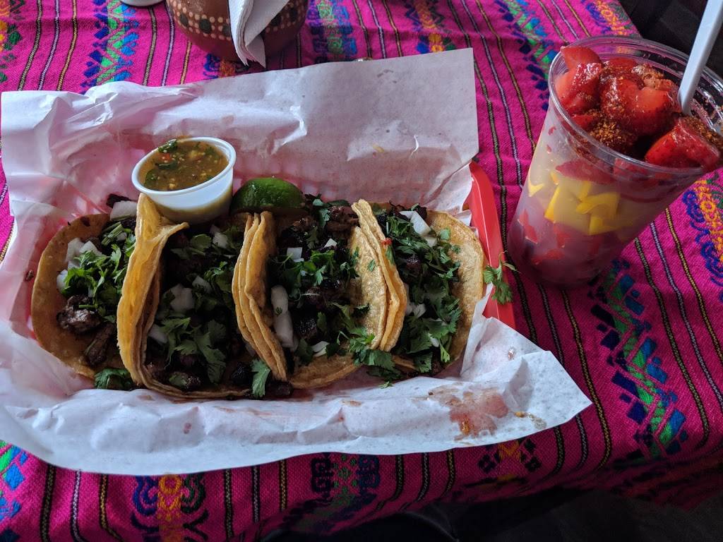 Coyas Cafe | restaurant | 4320 4th Ave, Moline, IL 61265, USA | 3097497626 OR +1 309-749-7626