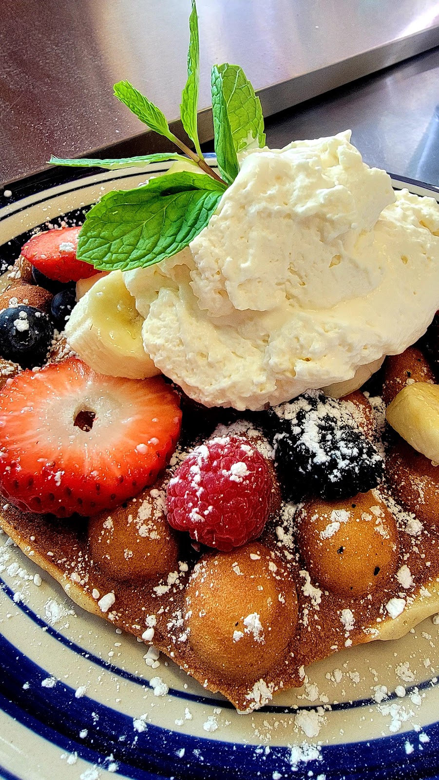 Seadogs Restaurant N Lounge | restaurant | 560 SW Fleet Ave, Lincoln City, OR 97367, USA | 5412648205 OR +1 541-264-8205