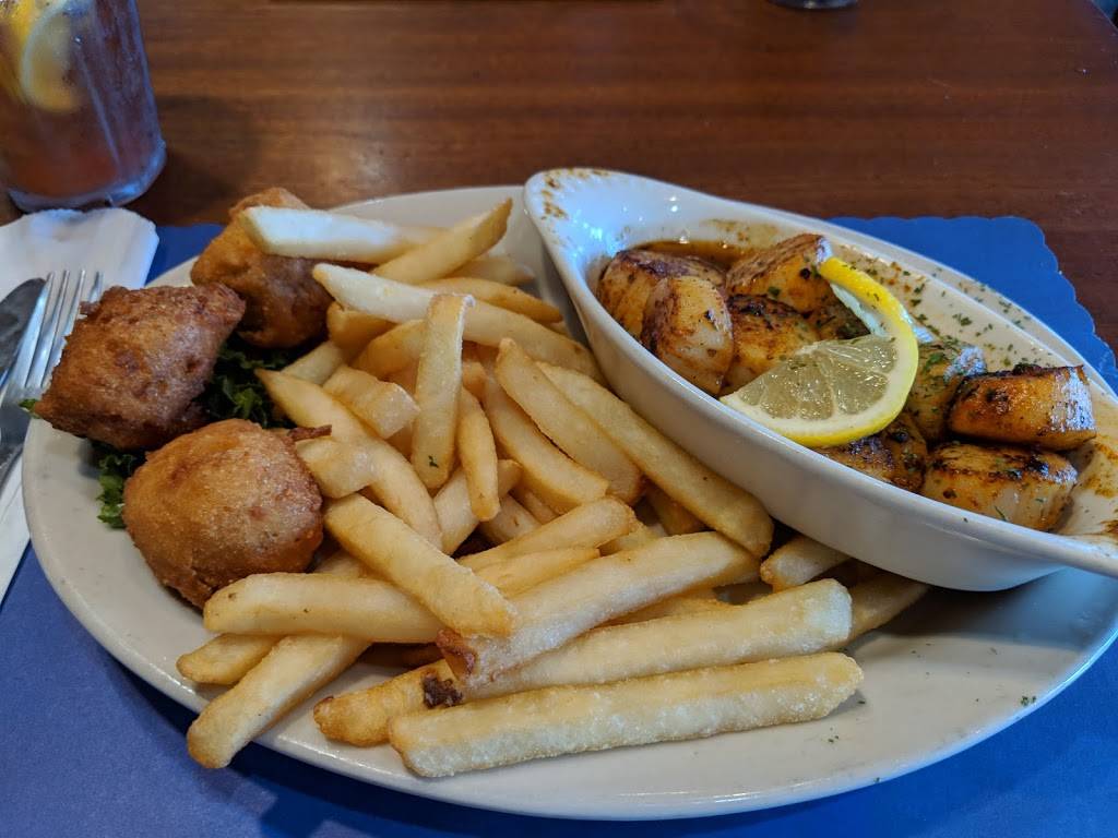 Corky Bells Seafood at Gator Landing | restaurant | 185 S US-17, East Palatka, FL 32131, USA | 3863299300 OR +1 386-329-9300