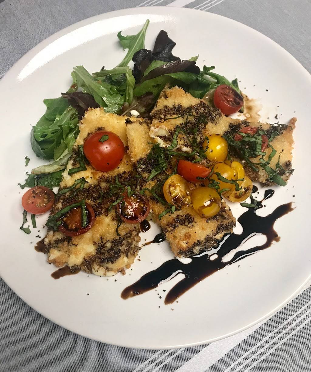 Social Deck + Dining | restaurant | 1933 NW 23rd St, Oklahoma City, OK 73106, USA | 4056028705 OR +1 405-602-8705