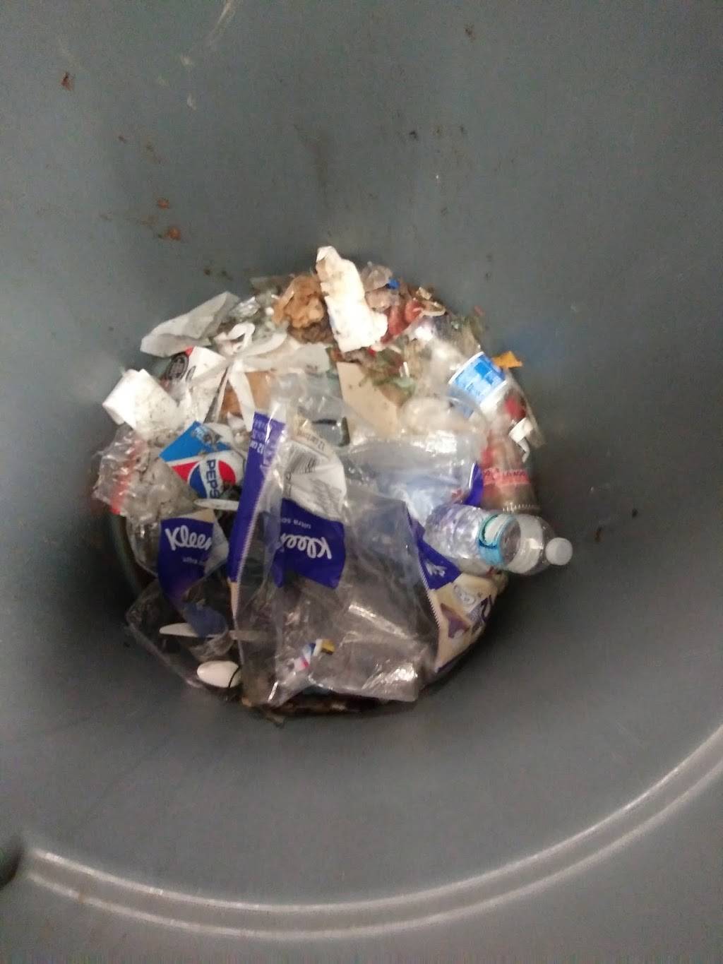 Dunkin Donuts | cafe | 2801 W Division St, Chicago, IL 60622, USA | 7733268536 OR +1 773-326-8536