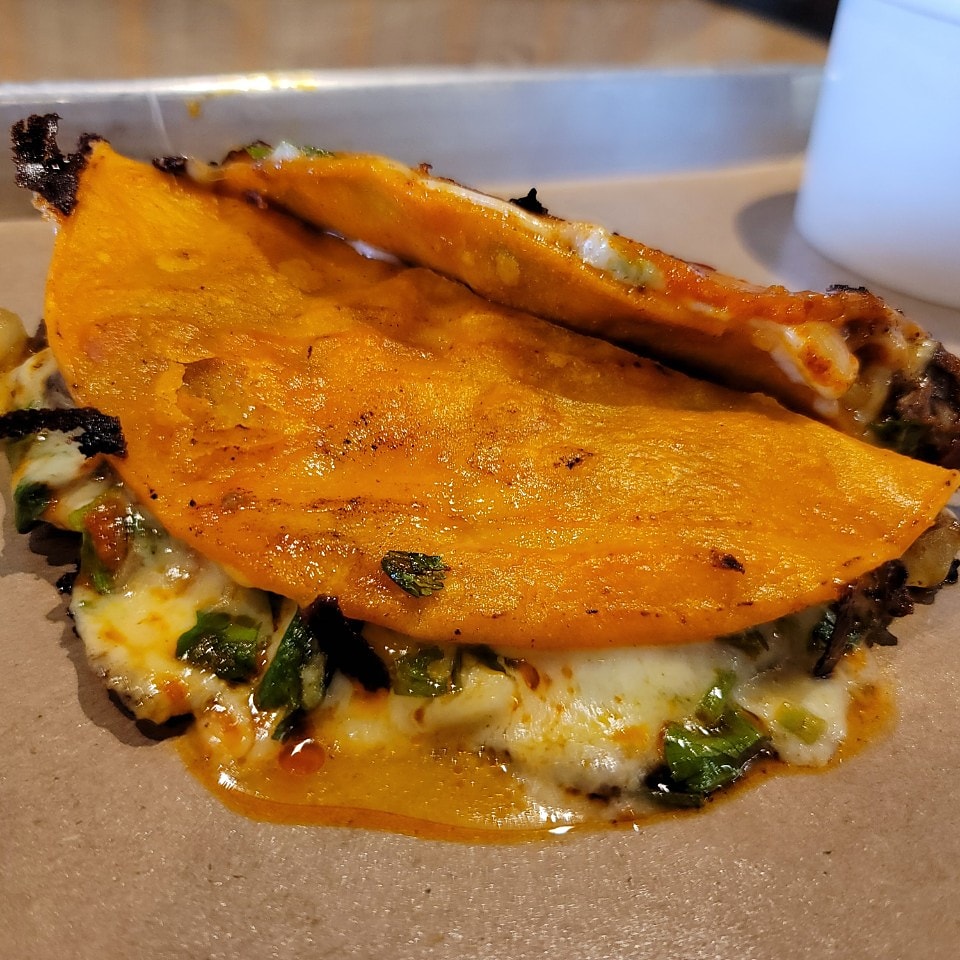 Chili On Top | restaurant | 12531 Dillingham Square, Lake Ridge, VA 22192, USA | 7033387339 OR +1 703-338-7339