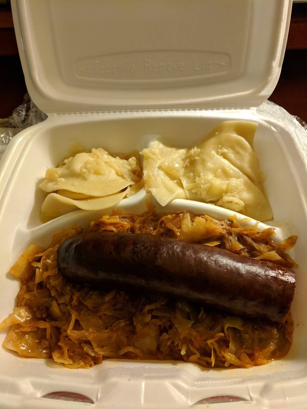 Forgotten Taste Pierogies | restaurant | 910 Beaver Grade Rd, Coraopolis, PA 15108, USA | 4122699800 OR +1 412-269-9800