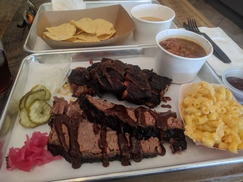 AJ’s Tex-Mex Barbecue | restaurant | 12123 Riverside Dr, Valley Village, CA 91607, USA | 8185058865 OR +1 818-505-8865