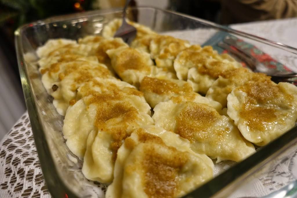 Helenas Country Market | restaurant | 6005 Marine City Hwy, Marine City, MI 48039, USA | 8106432004 OR +1 810-643-2004