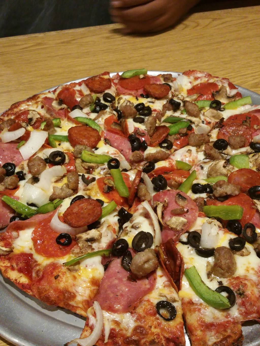 Zapparellis Pizzeria | restaurant | 598 W Main St, Santa Paula, CA 93060, USA | 8059331351 OR +1 805-933-1351