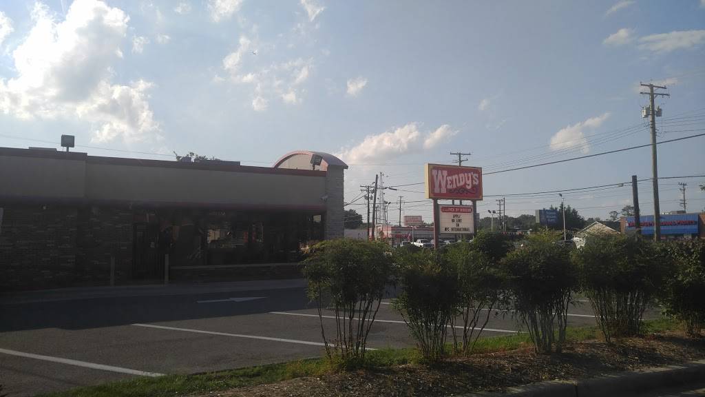 Wendys | restaurant | 1949 West St, Annapolis, MD 21401, USA | 4108416788 OR +1 410-841-6788