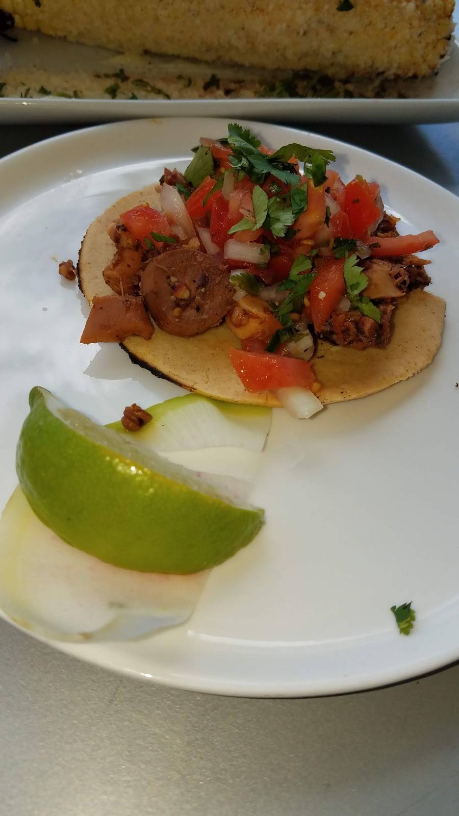 Tacoako | restaurant | 675 Auahi St #129, Honolulu, HI 96813, USA | 8088242547 OR +1 808-824-2547