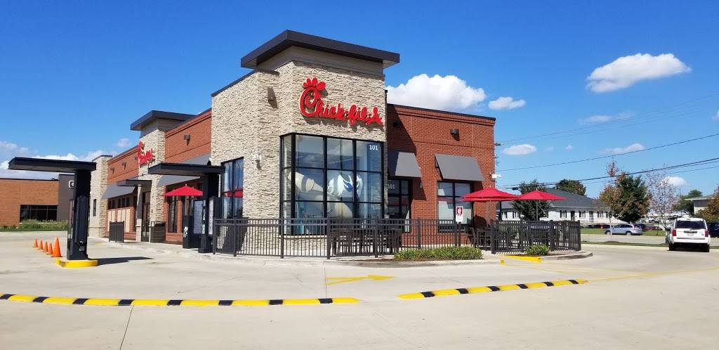Chick-fil-A | restaurant | 101 S Veterans Pkwy, Normal, IL 61761, USA | 3092689500 OR +1 309-268-9500