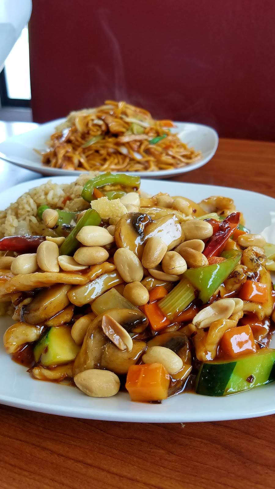 Chef Chens | restaurant | 598 Redbird Cir, De Pere, WI 54115, USA | 9203382288 OR +1 920-338-2288