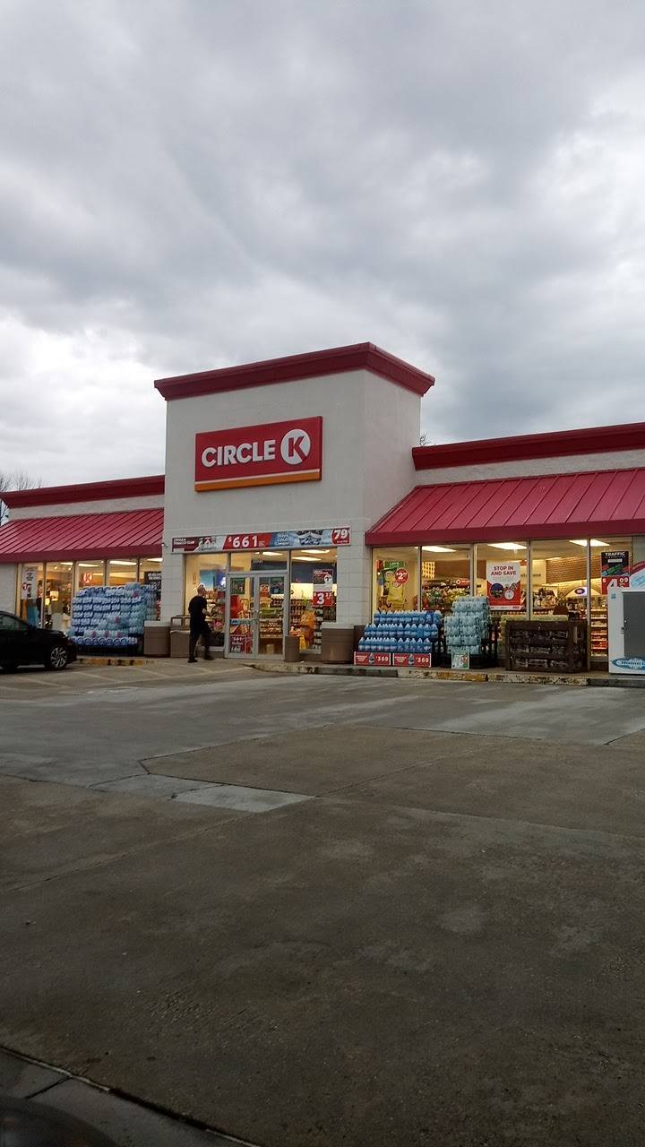 Circle K | meal takeaway | 36170 Lakeshore Blvd, Eastlake, OH 44095, USA | 4409754350 OR +1 440-975-4350